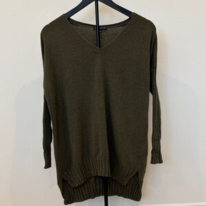 Adrianna Papell Olive V-Neck Lightweight Knit Sweater